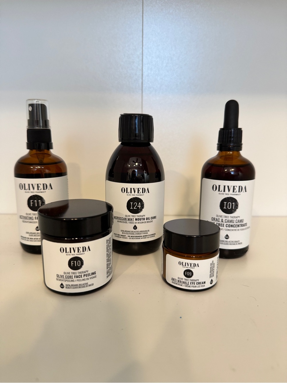 Oliveda Women’s Organic Skincare & Elixir Bundle